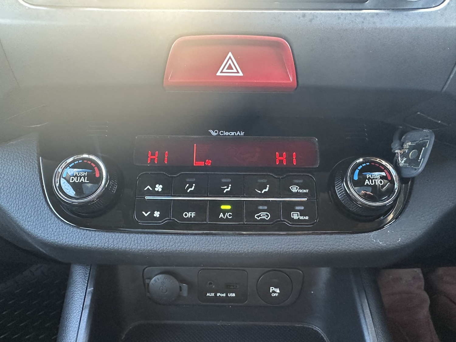 Used Kia Sportage 2011 for sale - 76699315: Photo 16