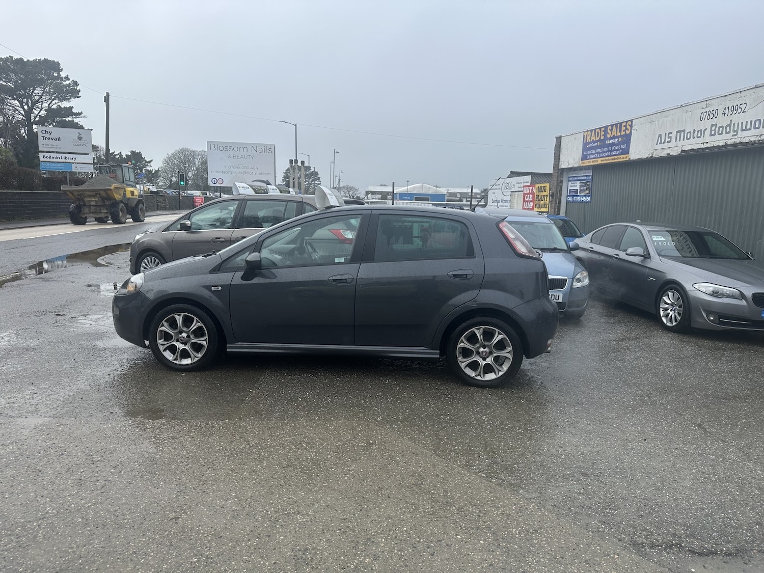 Used Fiat Punto 2013 for sale - 77478173: Photo 5