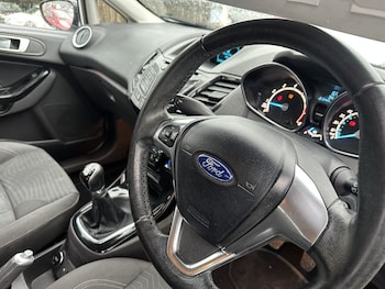 Used Ford Fiesta 2015 for sale - 78286219: Photo