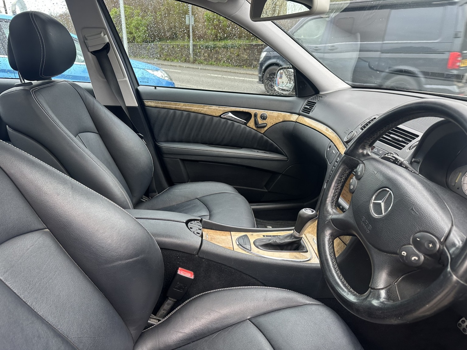 Used Mercedes-Benz E Class 2007 for sale - 77342575: Photo 2