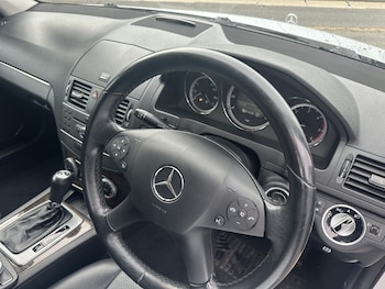 Used Mercedes-Benz C-Class 2011 for sale - 75913259: Photo