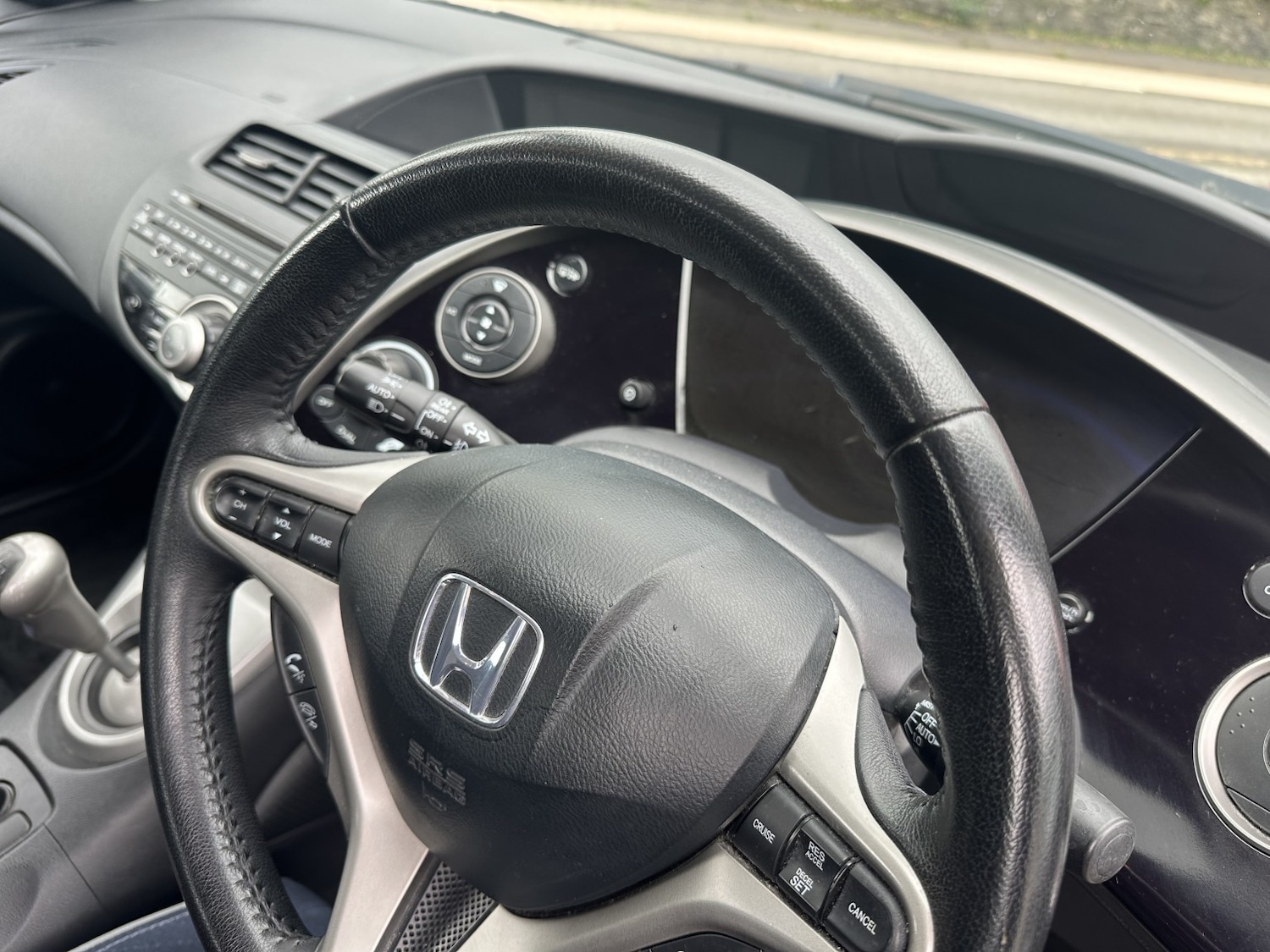 Used Honda Civic 2008 for sale - 76019647: Photo 2