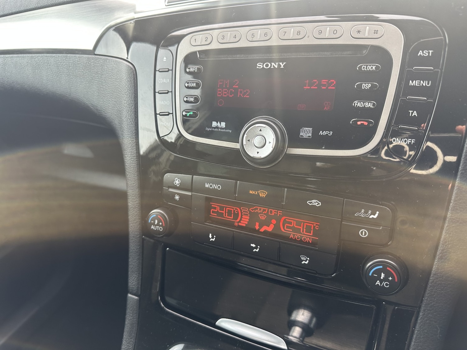 Used Ford Galaxy 2012 for sale - 77564190: Photo 16