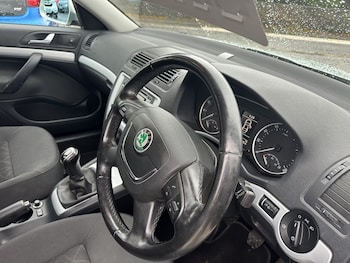 Used Skoda Octavia 2011 for sale - 76164594: Photo 2