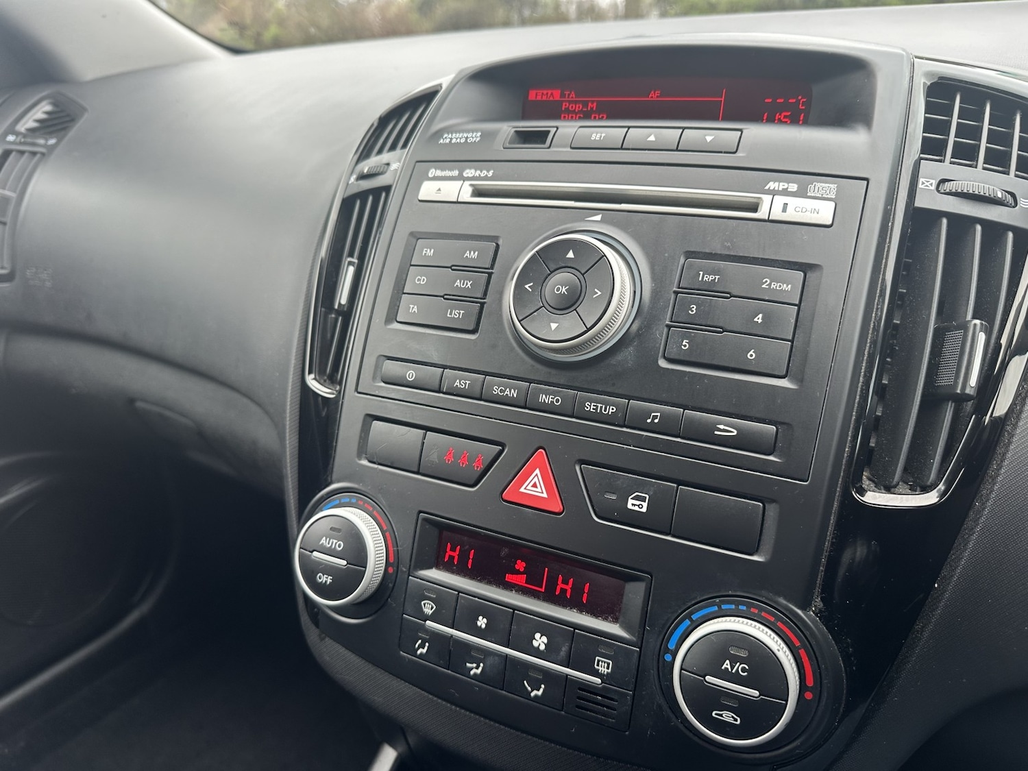 Used Kia Ceed 2010 for sale - 77478177: Photo 14