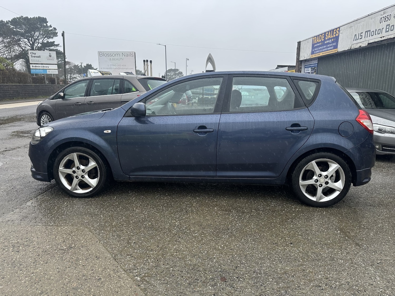 Used Kia Ceed 2010 for sale - 77478177: Photo 5