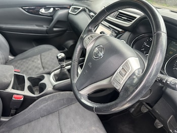 Used Nissan Qashqai 2015 for sale - 78558931: Photo