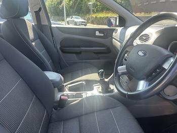 Used Ford Focus 2011 for sale - 79173571: Photo