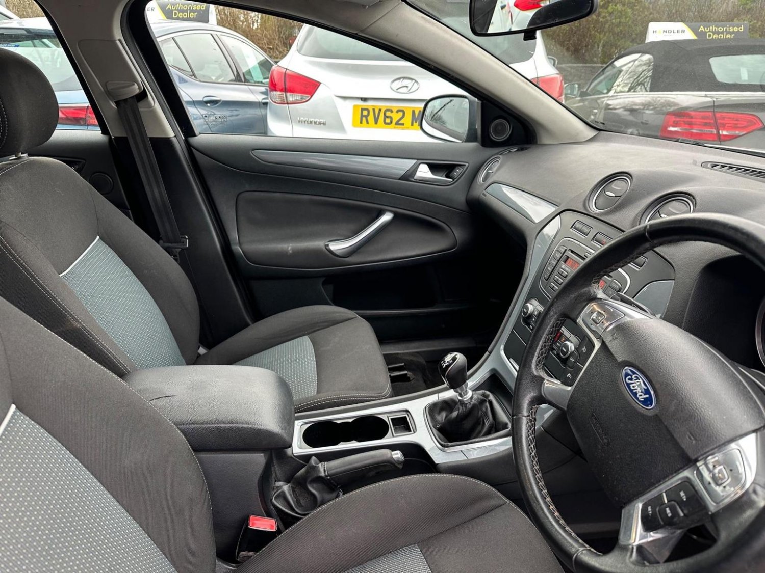 Used Ford Mondeo 2011 for sale - 76884948: Photo 11