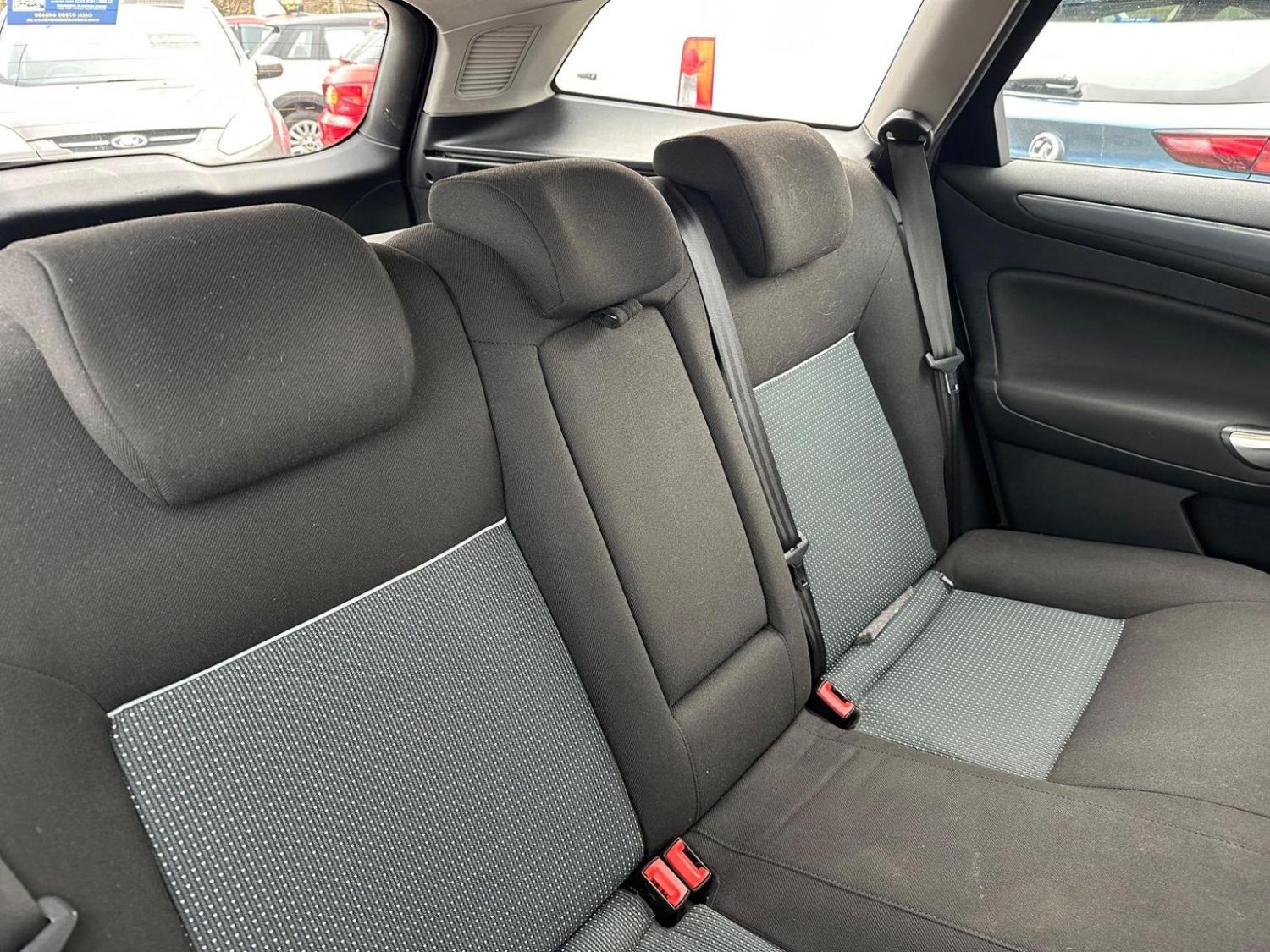 Used Ford Mondeo 2011 for sale - 76884948: Photo 12