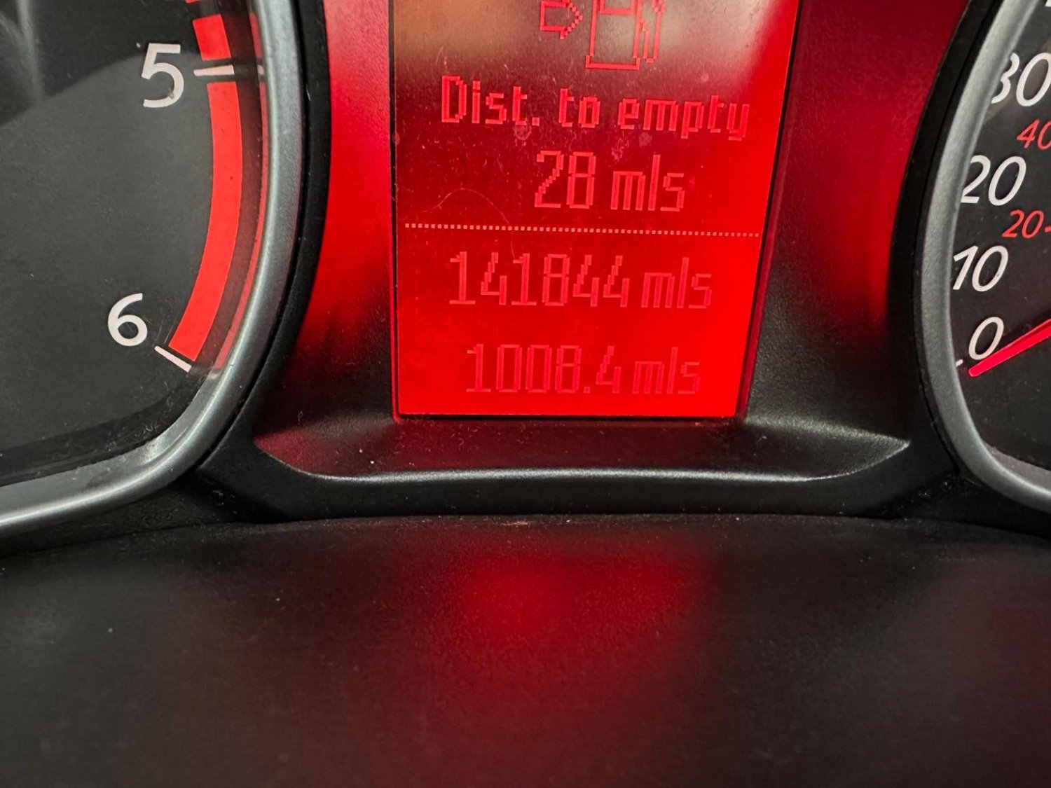 Used Ford Mondeo 2011 for sale - 76884948: Photo 14