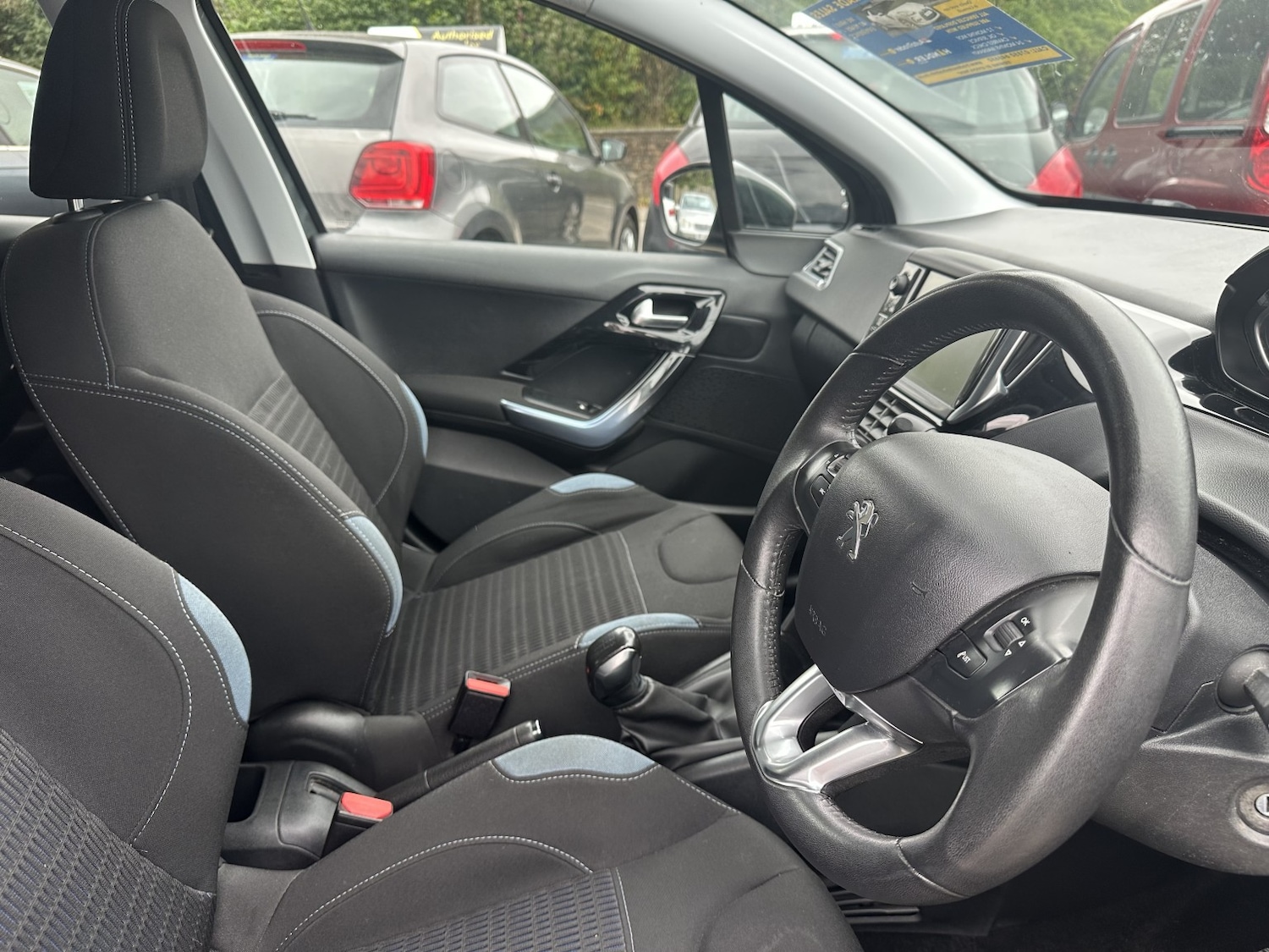 Used Peugeot 208 2013 for sale - 76088729: Photo 10