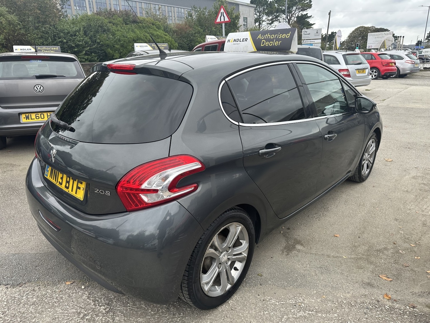 Used Peugeot 208 2013 for sale - 76088729: Photo 8