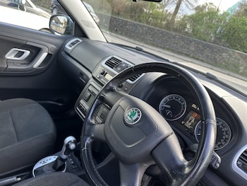 Used Skoda Fabia 2009 for sale - 77891679: Photo