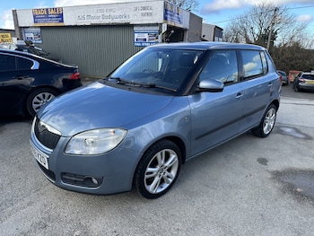 Used Skoda Fabia 2009 for sale - 77891679: Photo