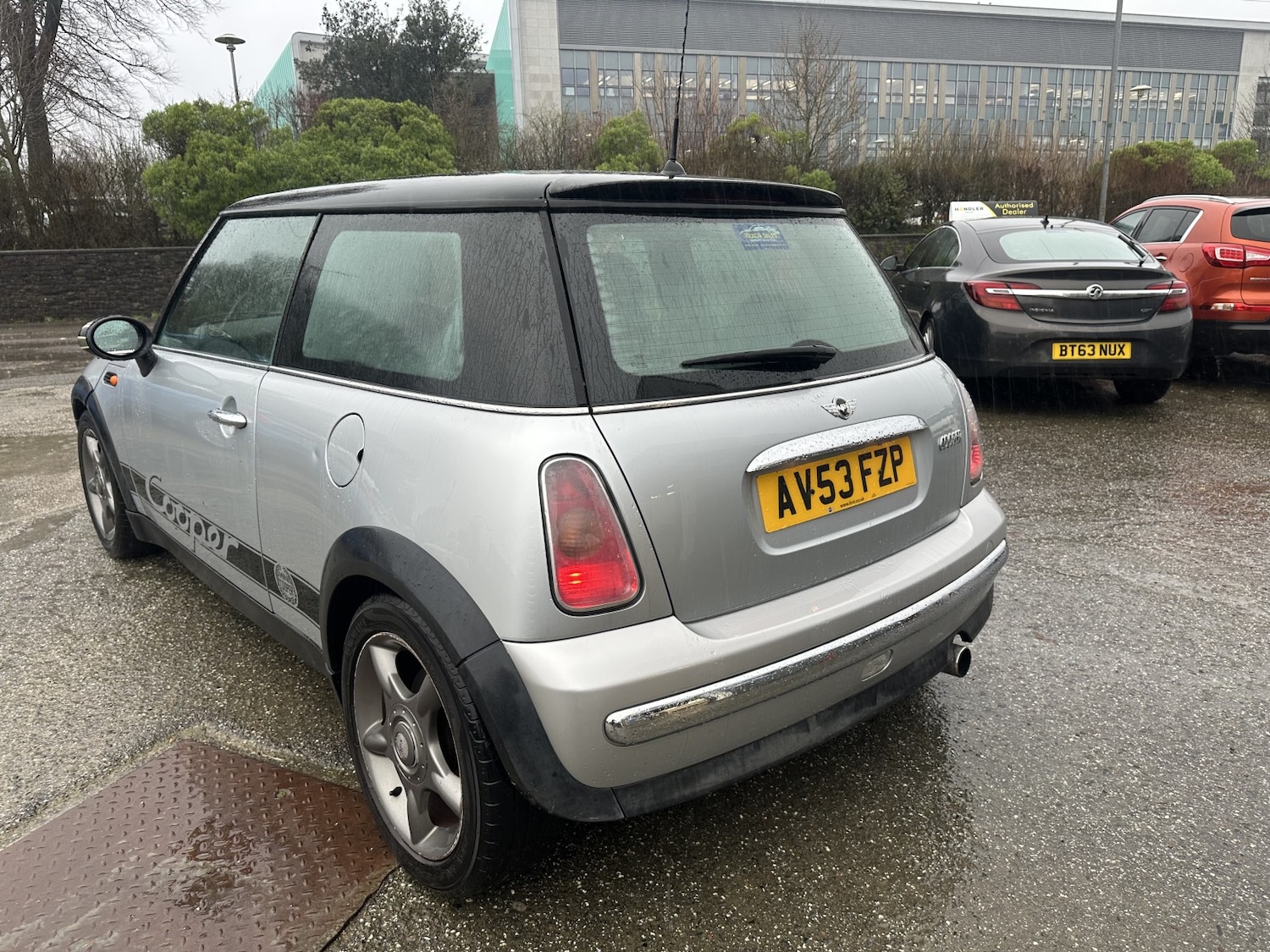 Used MINI Hatch 2003 for sale - 77423500: Photo 6