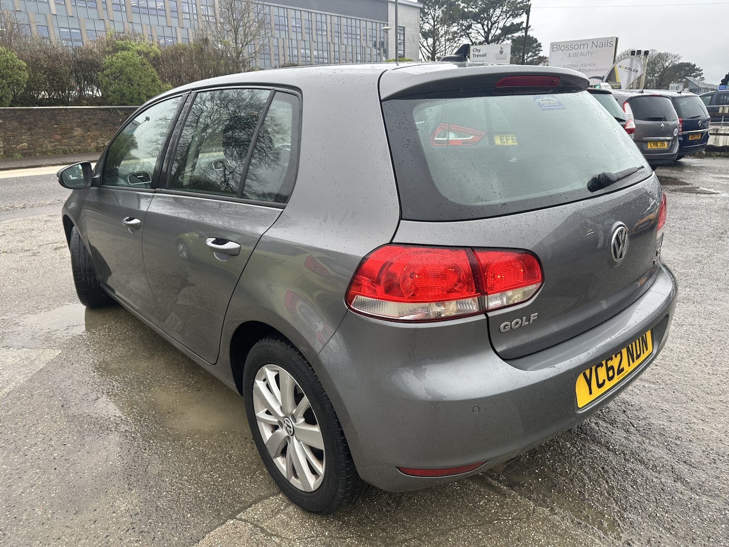Used Volkswagen Golf 2012 for sale - 77595252: Photo 6