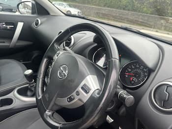 Used Nissan Qashqai 2010 for sale - 79830327: Photo