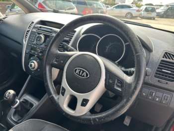 Used Kia Venga 2012 for sale - 74886189: Photo