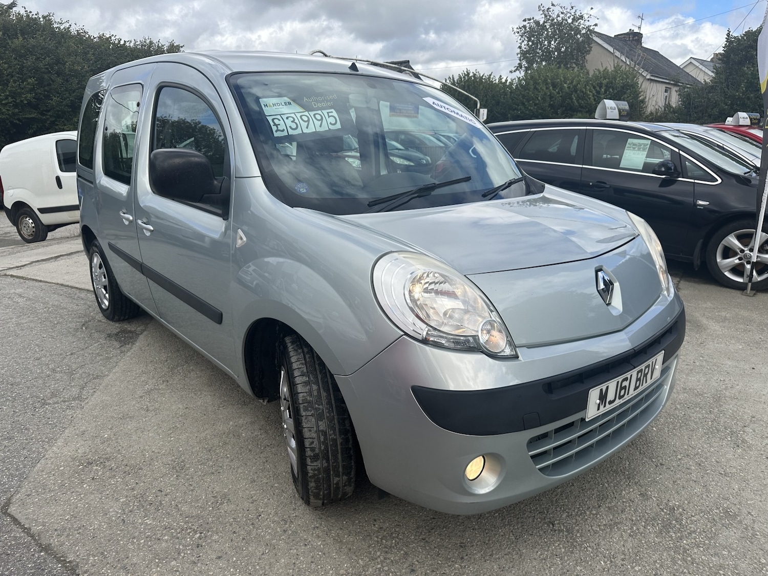 Used Renault Kangoo 2011 for sale - 76666118: Photo 4