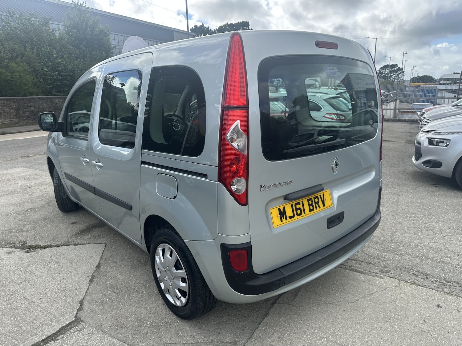 Used Renault Kangoo 2011 for sale - 76666118: Photo 6