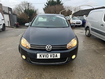 Used Volkswagen Golf 2010 for sale - 75475475: Photo
