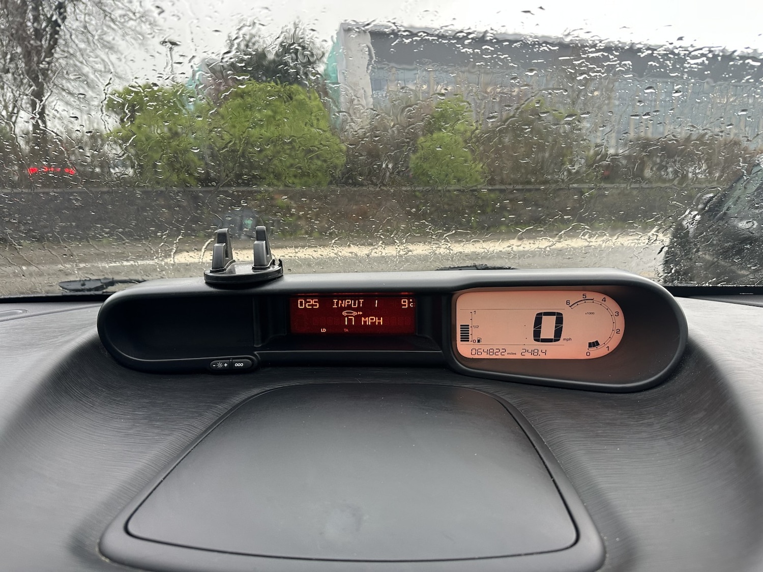 Used Citroen C3 Picasso 2011 for sale - 77423429: Photo 11