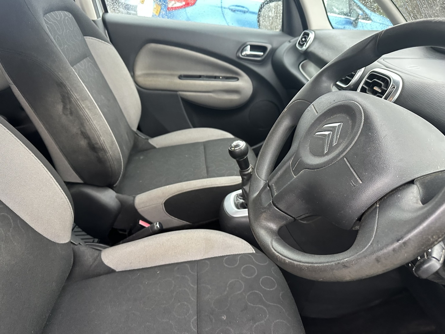 Used Citroen C3 Picasso 2011 for sale - 77423429: Photo 2