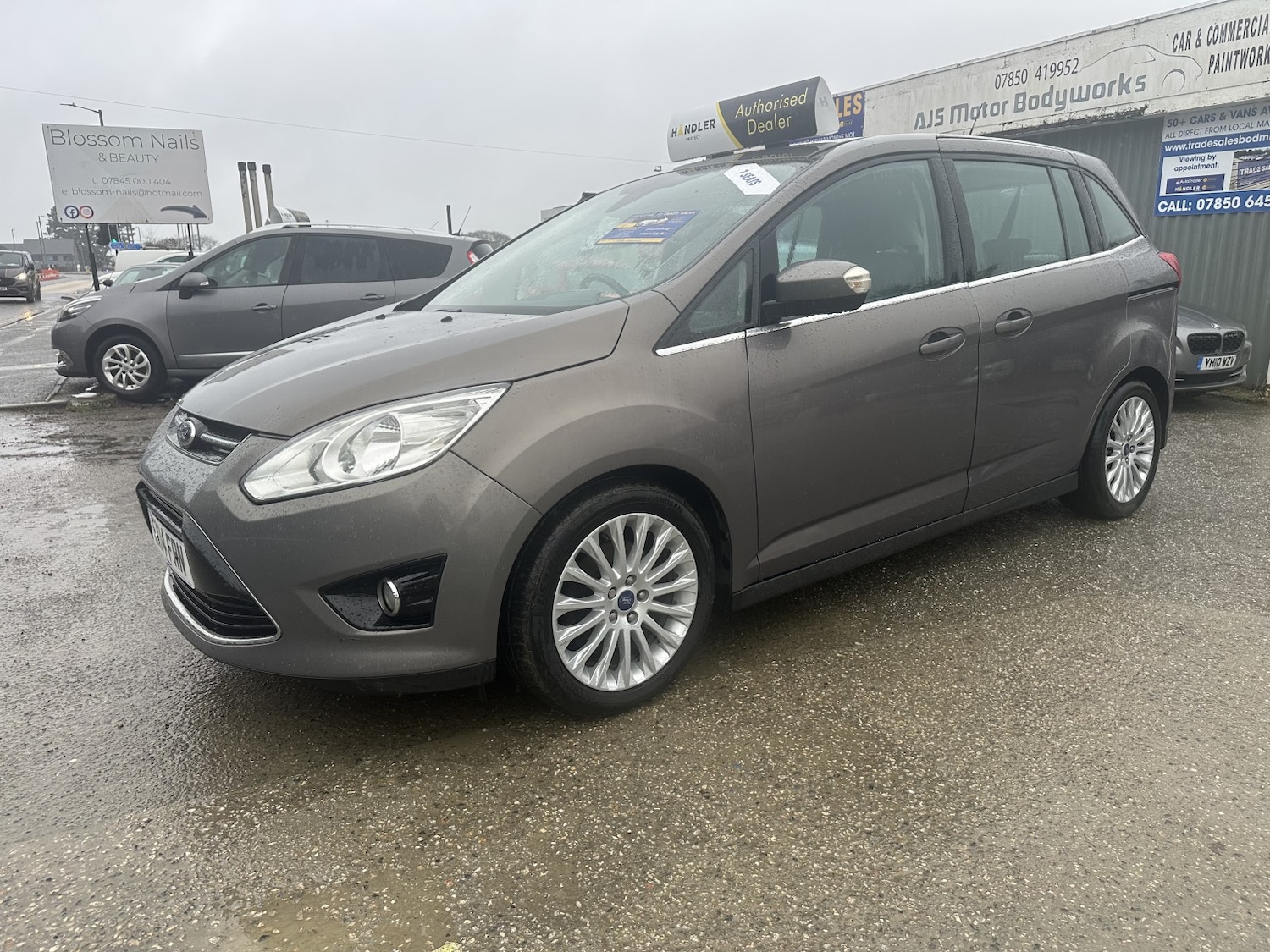 Used Ford Grand C-Max 2014 for sale - 77478149: Photo 4