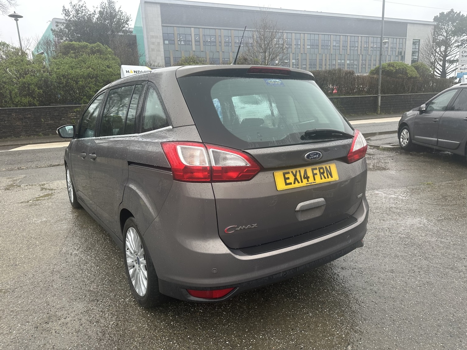 Used Ford Grand C-Max 2014 for sale - 77478149: Photo 6