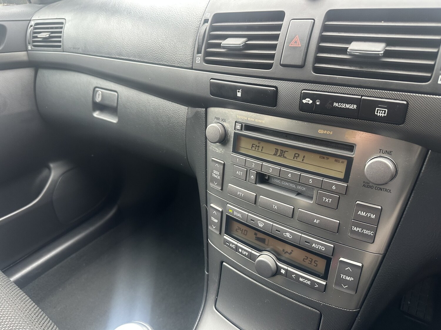 Used Toyota Avensis 2005 for sale - 77766460: Photo 14