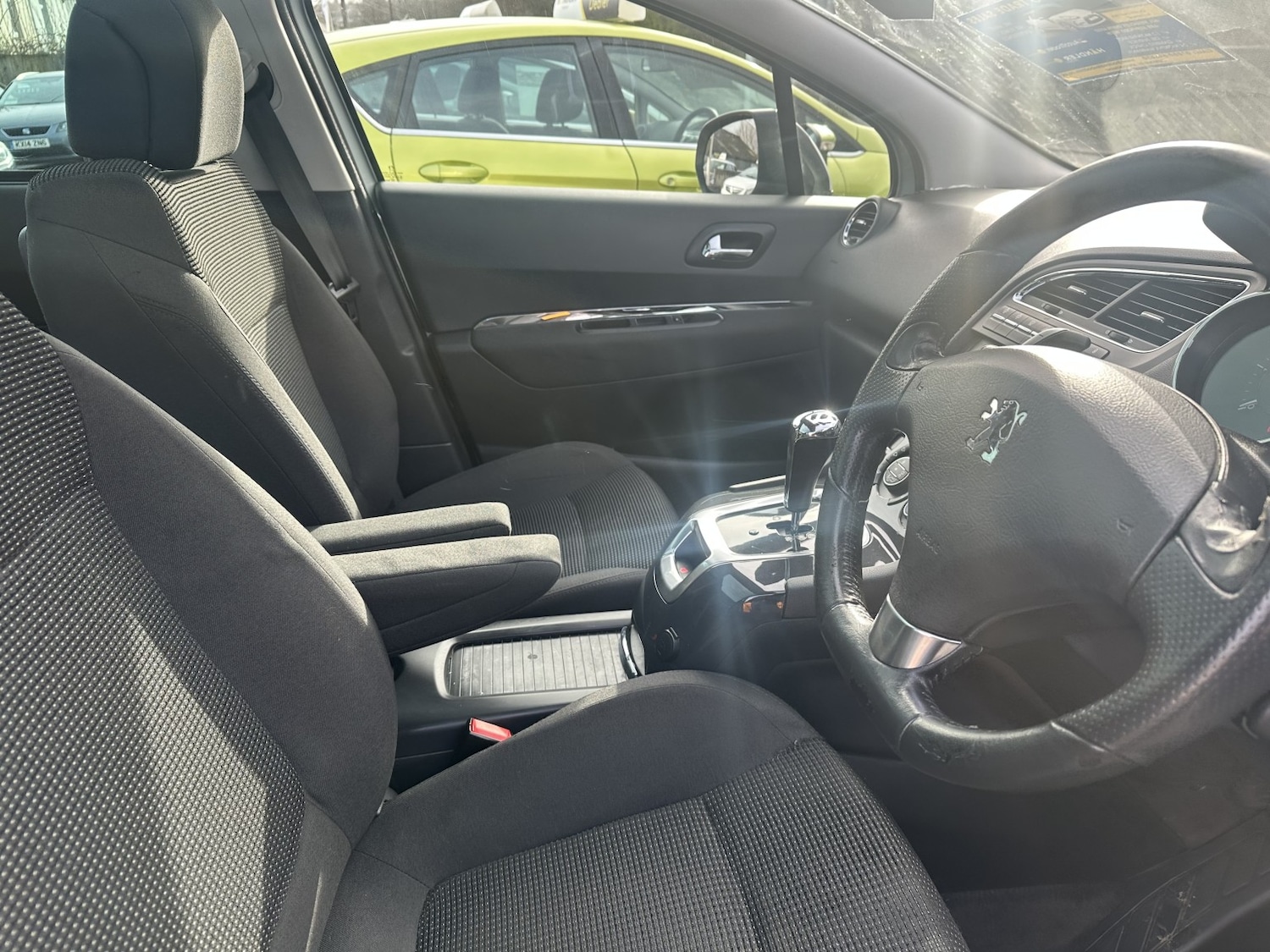 Used Peugeot 5008 2012 for sale - 78213583: Photo 2