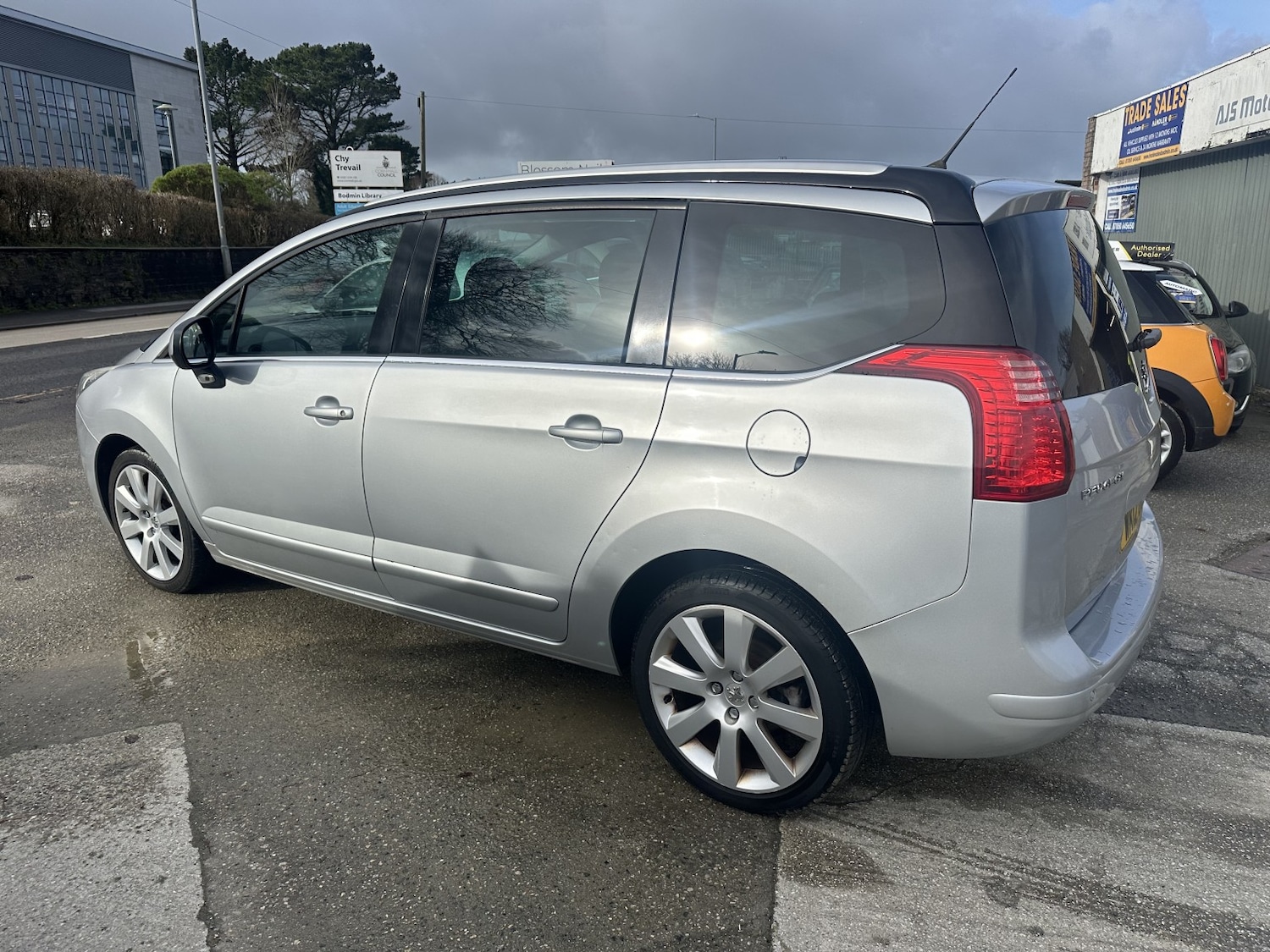 Used Peugeot 5008 2012 for sale - 78213583: Photo 5