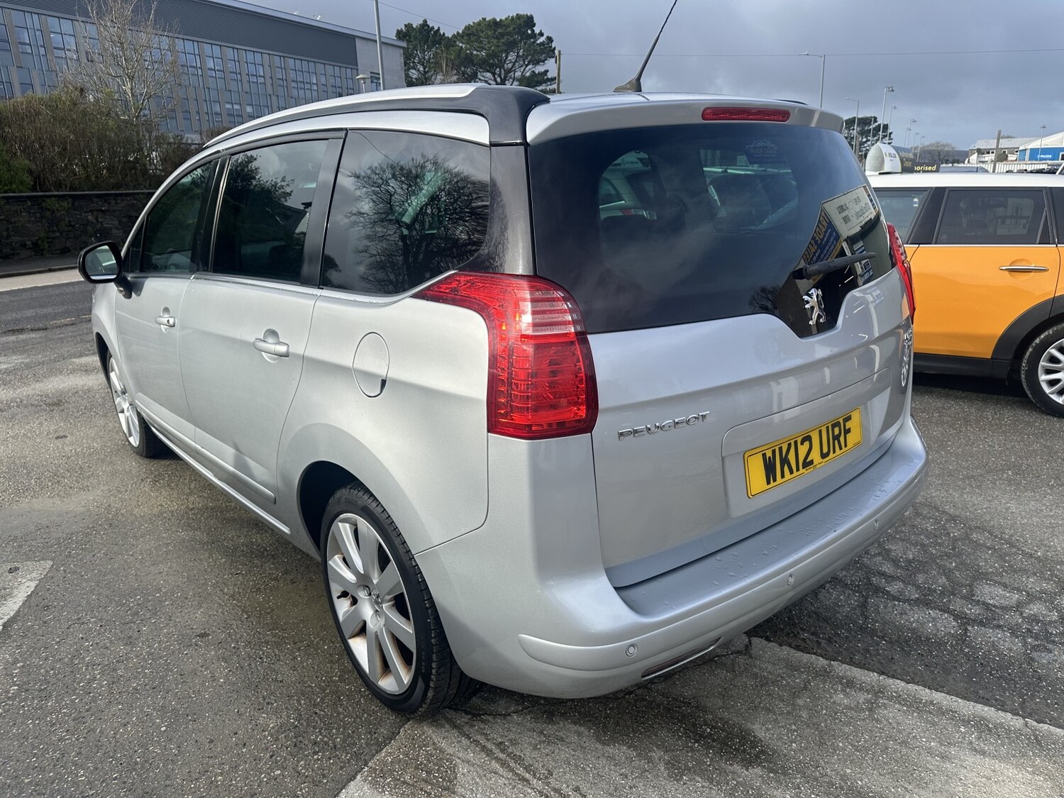 Used Peugeot 5008 2012 for sale - 78213583: Photo 6