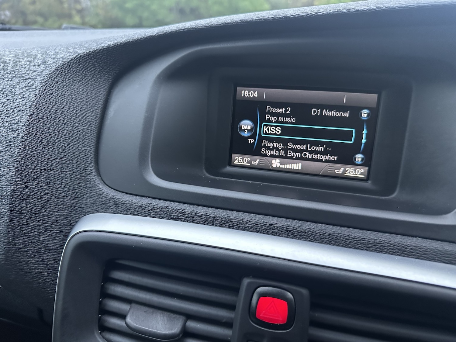 Used Volvo V40 2013 for sale - 76579987: Photo 14