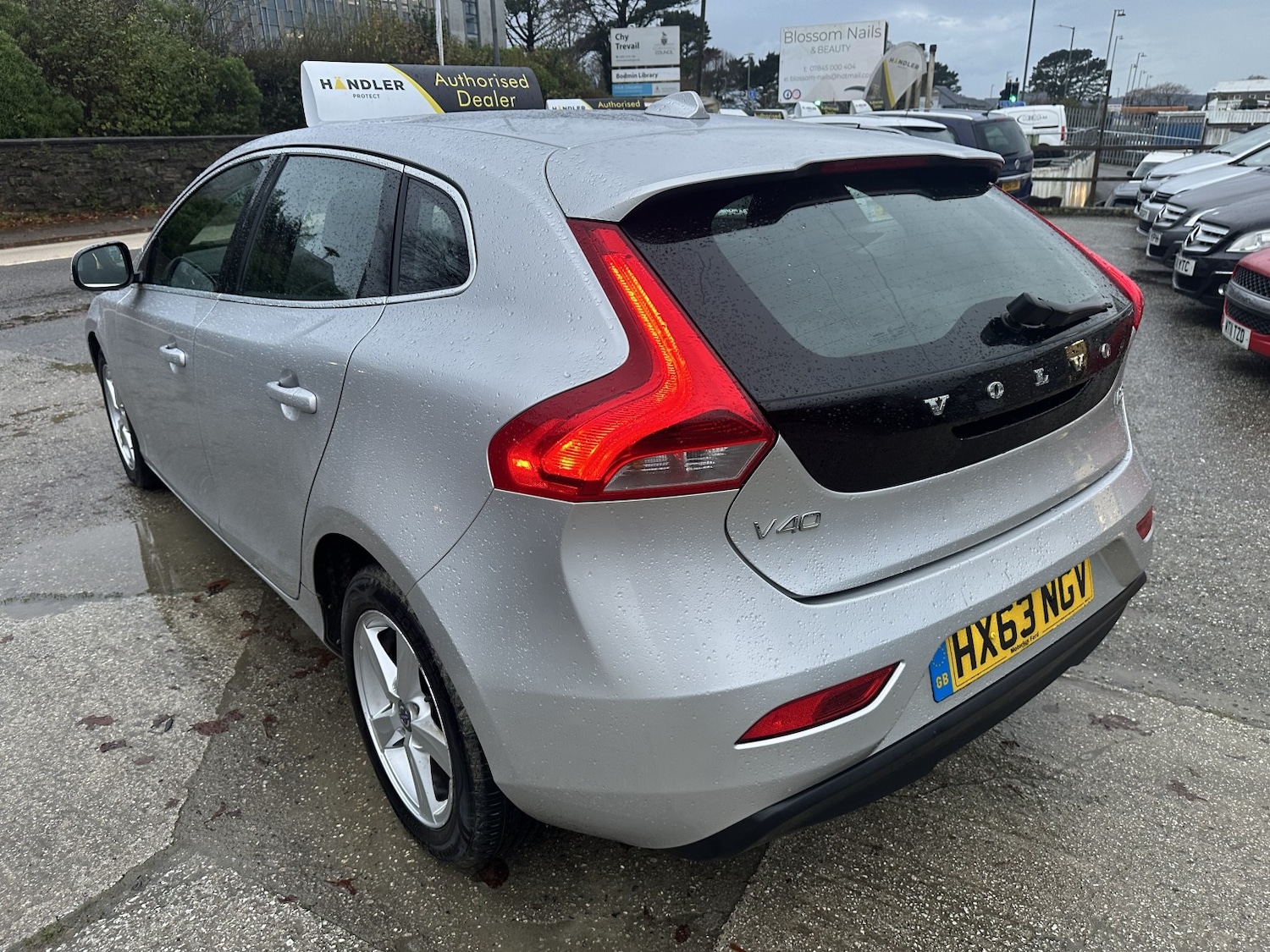Used Volvo V40 2013 for sale - 76579987: Photo 6