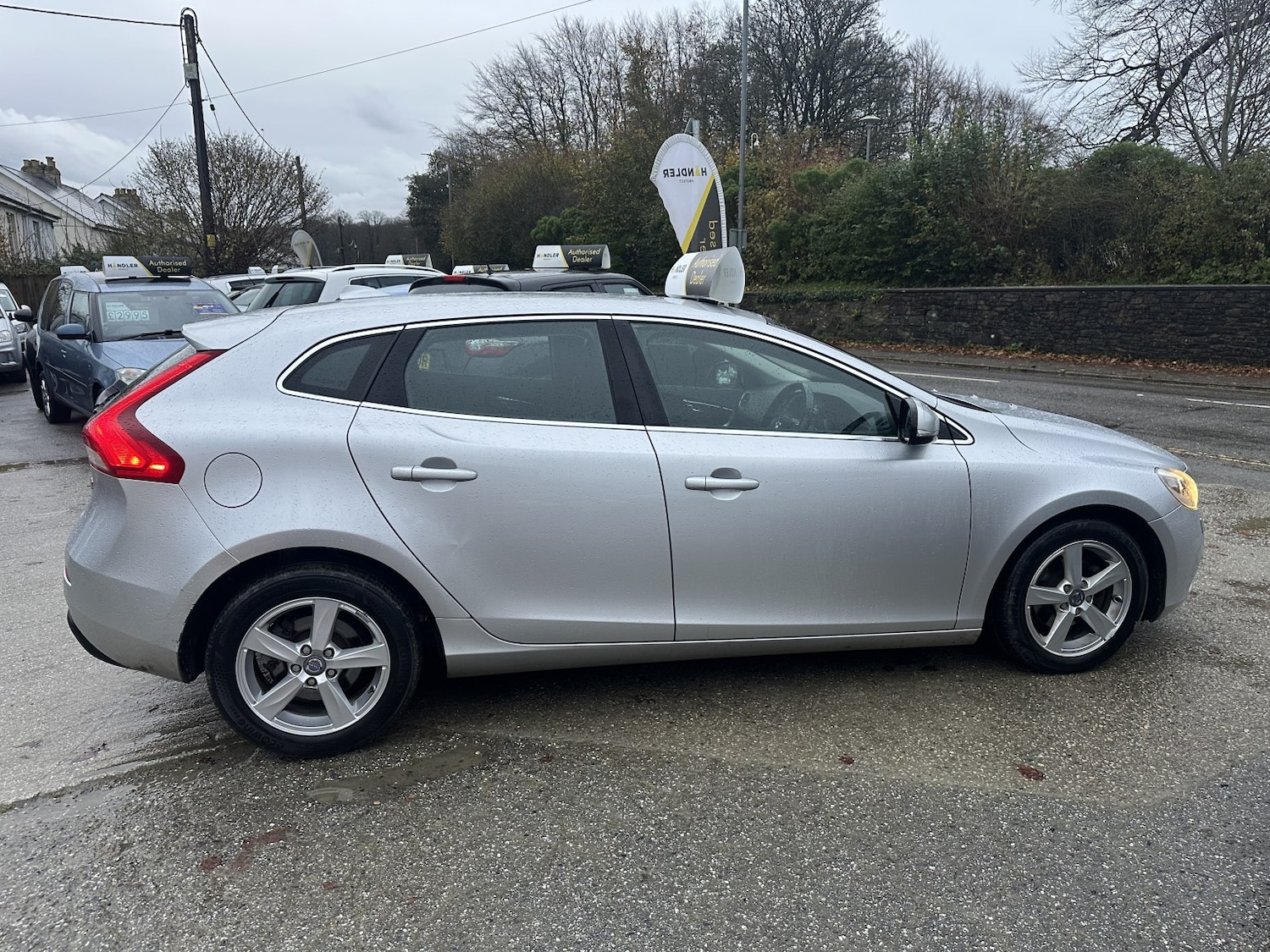 Used Volvo V40 2013 for sale - 76579987: Photo 9