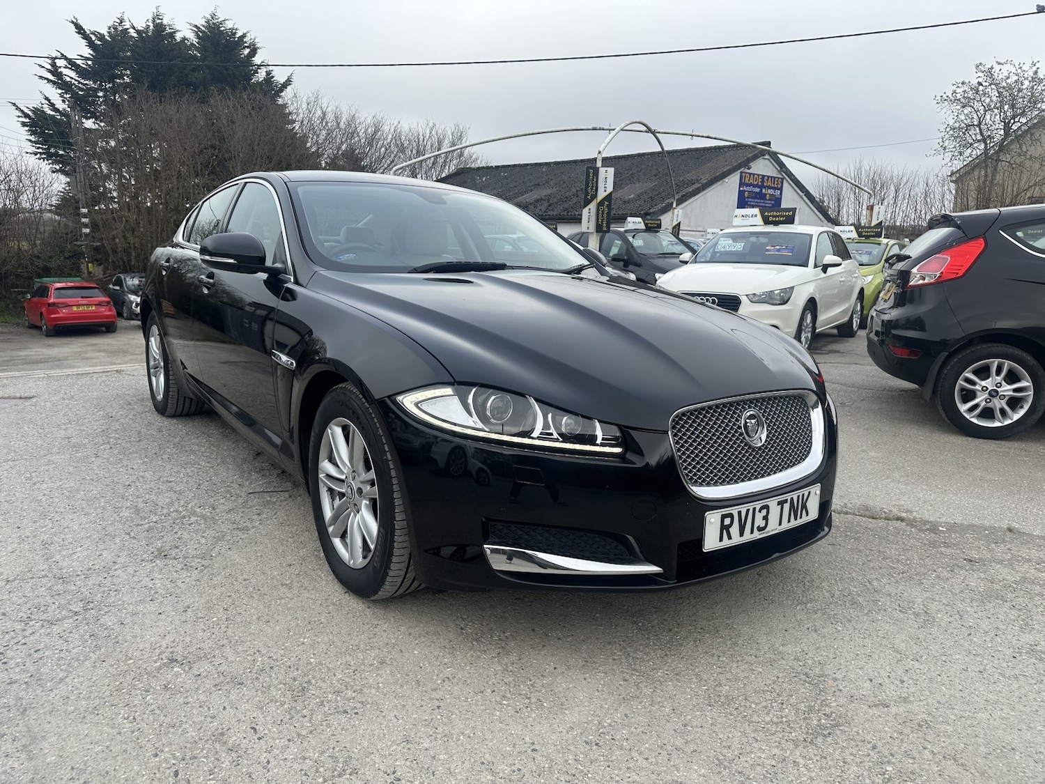 Used Jaguar XF 2013 for sale - 78090695: Photo 4