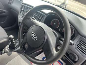 Used Kia Rio 2010 for sale - 75074352: Photo
