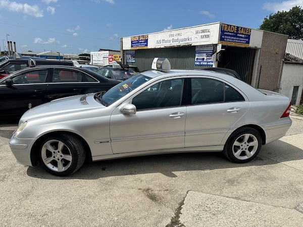 Used Mercedes-Benz C Class 2007 for sale - 74964709: Photo 5