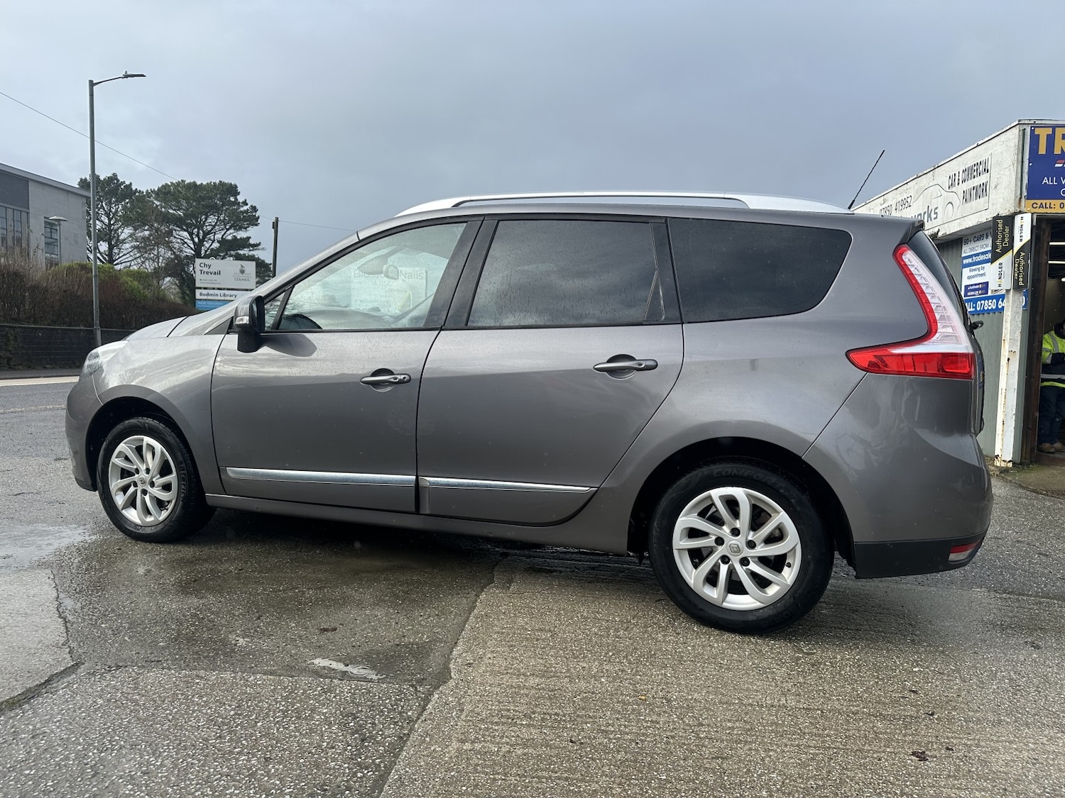 Used Renault Grand Scenic 2016 for sale - 77289240: Photo 5