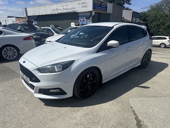 Used Ford Focus 2015 for sale - 79173591: Photo