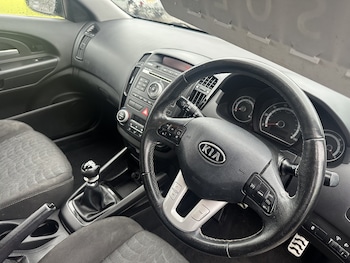 Used Kia Ceed 2010 for sale - 78285780: Photo