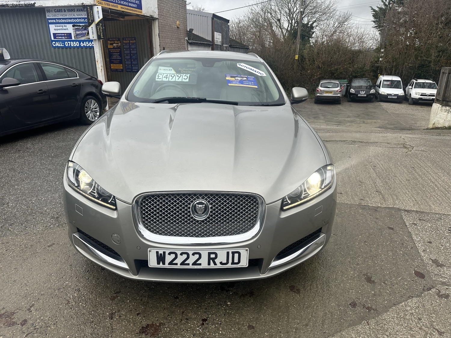 Used Jaguar XF 2013 for sale - 76877587: Photo 3