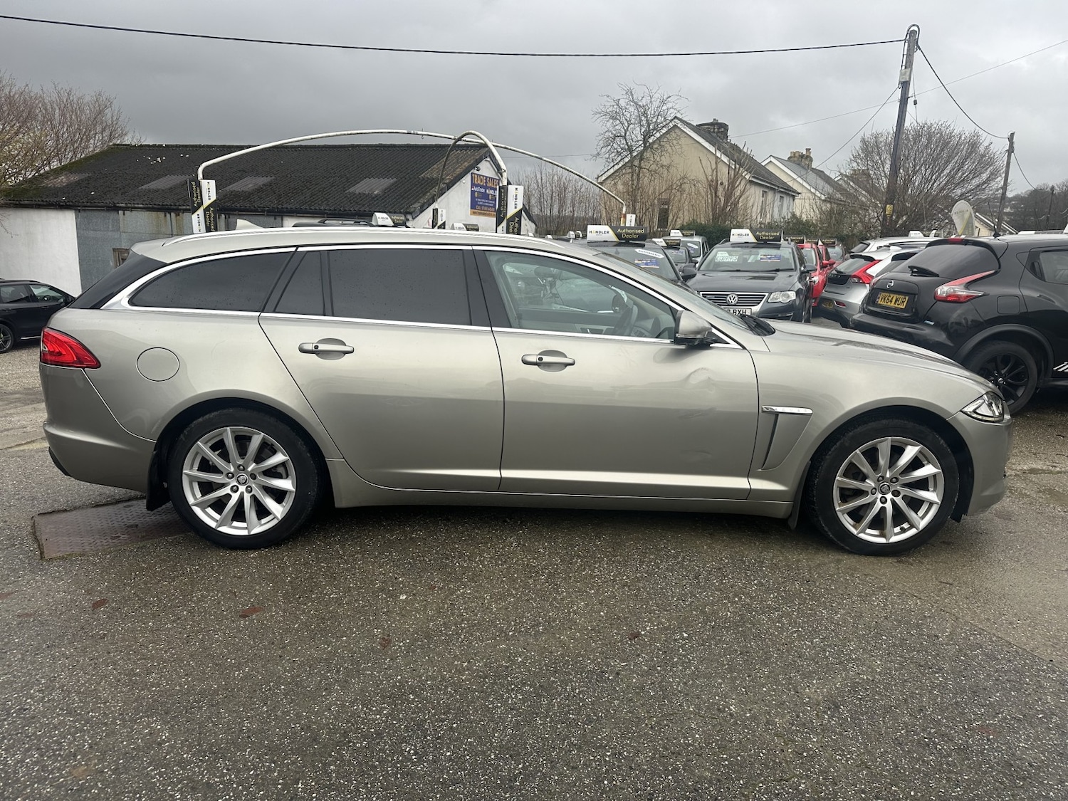 Used Jaguar XF 2013 for sale - 76877587: Photo 9