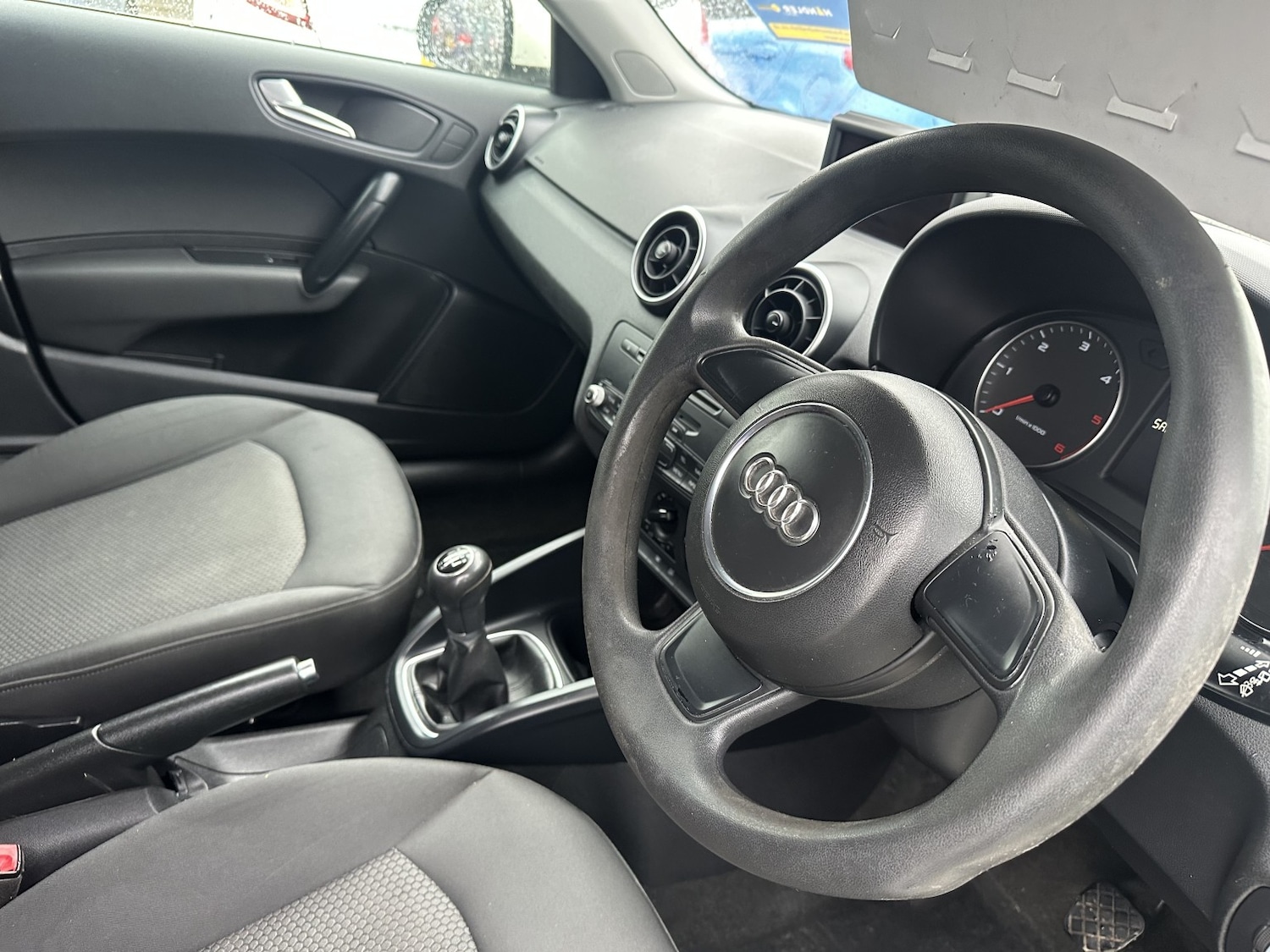 Used Audi A1 2013 for sale - 77864890: Photo 2