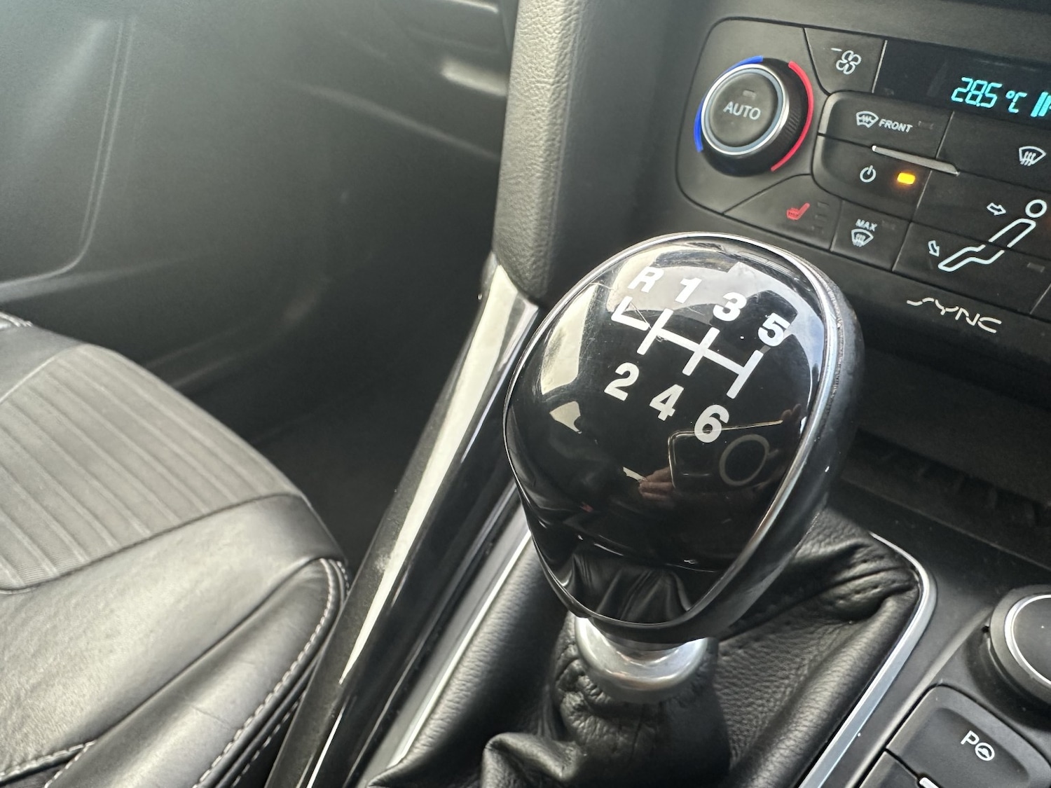 Used Ford Focus 2015 for sale - 76877589: Photo 14