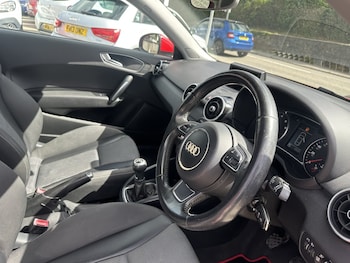 Used Audi A1 2011 for sale - 79531616: Photo