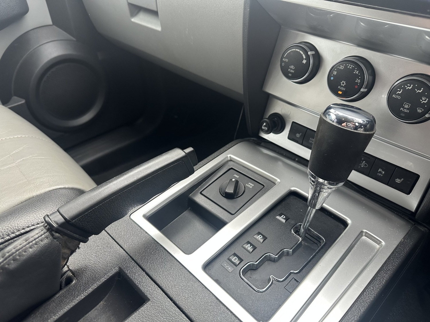 Used Dodge Nitro 2008 for sale - 77709048: Photo 15