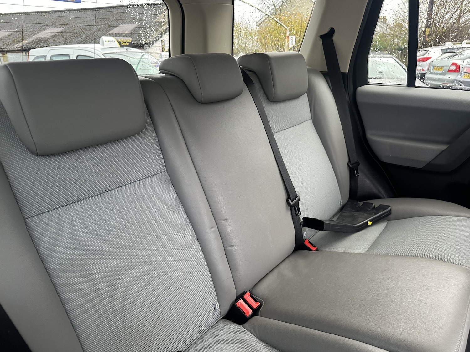 Used Land Rover Freelander 2 2010 for sale - 76579954: Photo 13